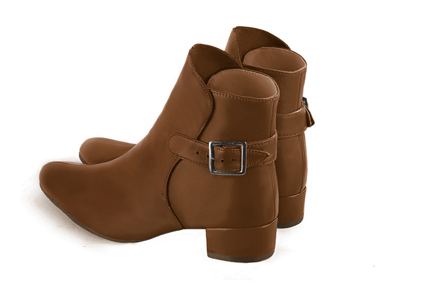 Caramel brown women's ankle boots with buckles at the back. Round toe. Low block heels. Rear view - Florence KOOIJMAN